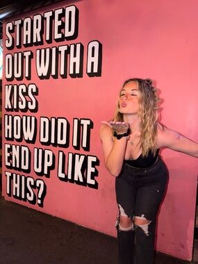 Meet your Posher, Katelyn